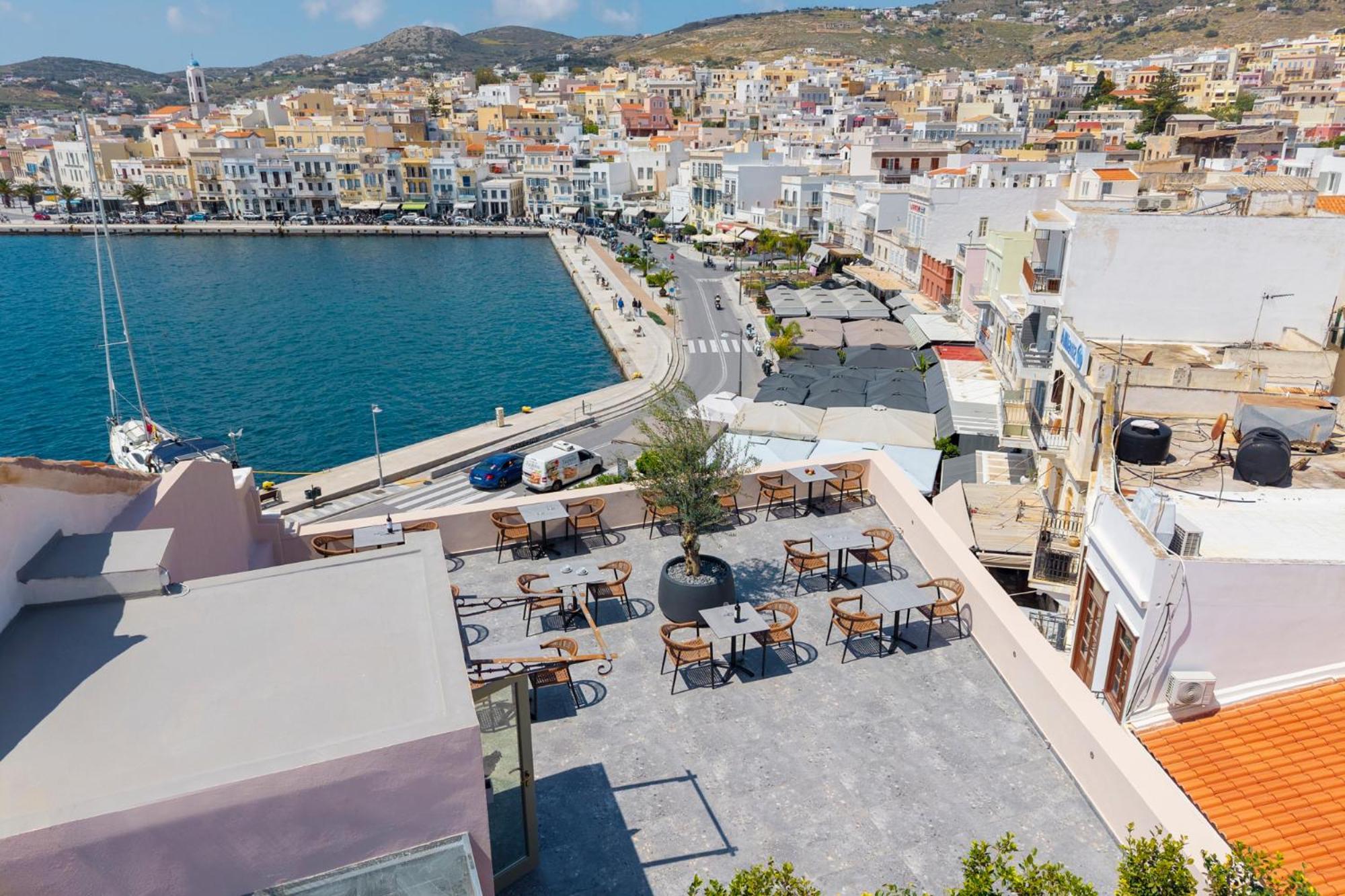 Eclectic Syros Bed and Breakfast Ερμούπολη Εξωτερικό φωτογραφία