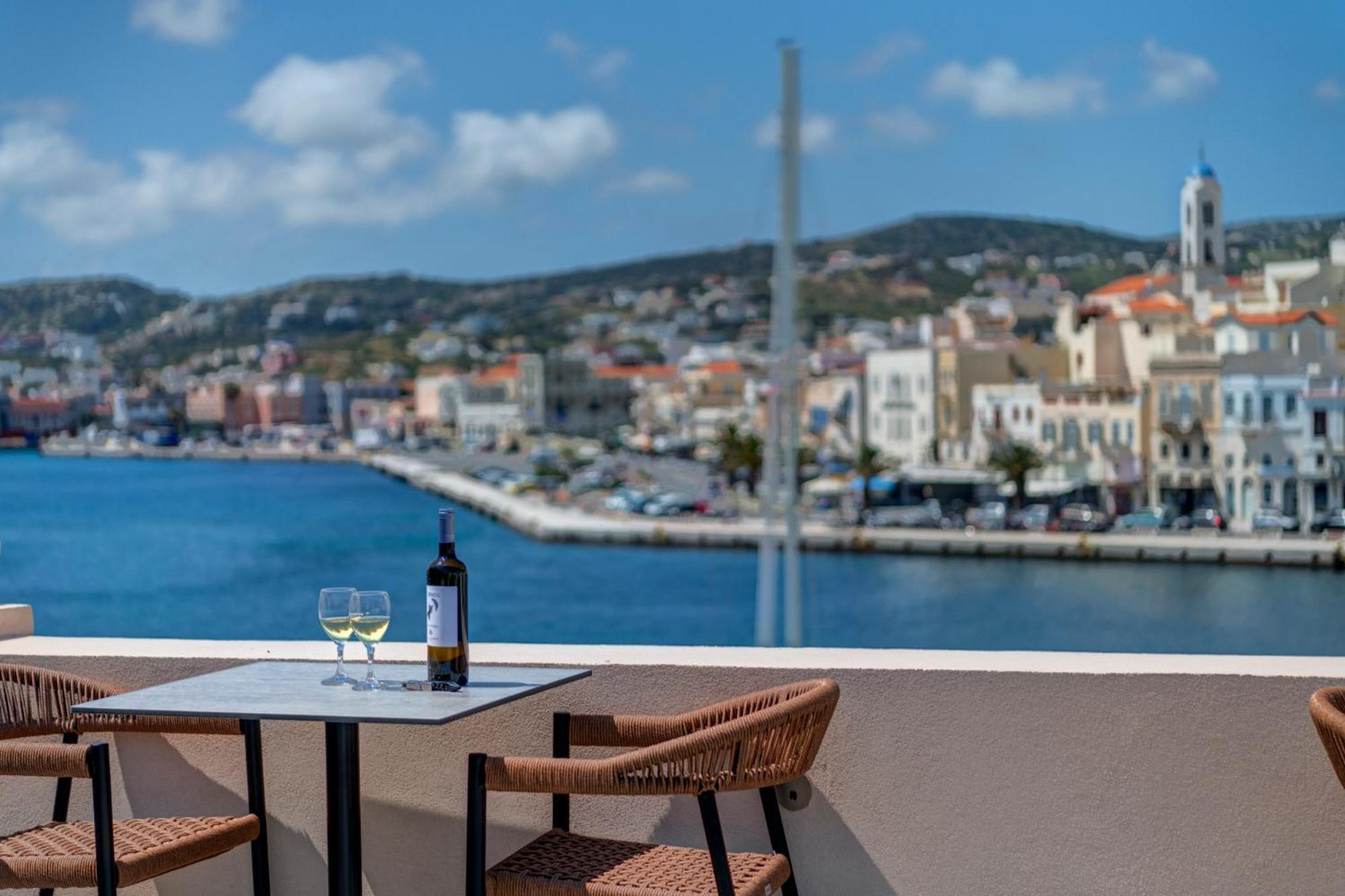 Eclectic Syros Bed and Breakfast Ερμούπολη Εξωτερικό φωτογραφία
