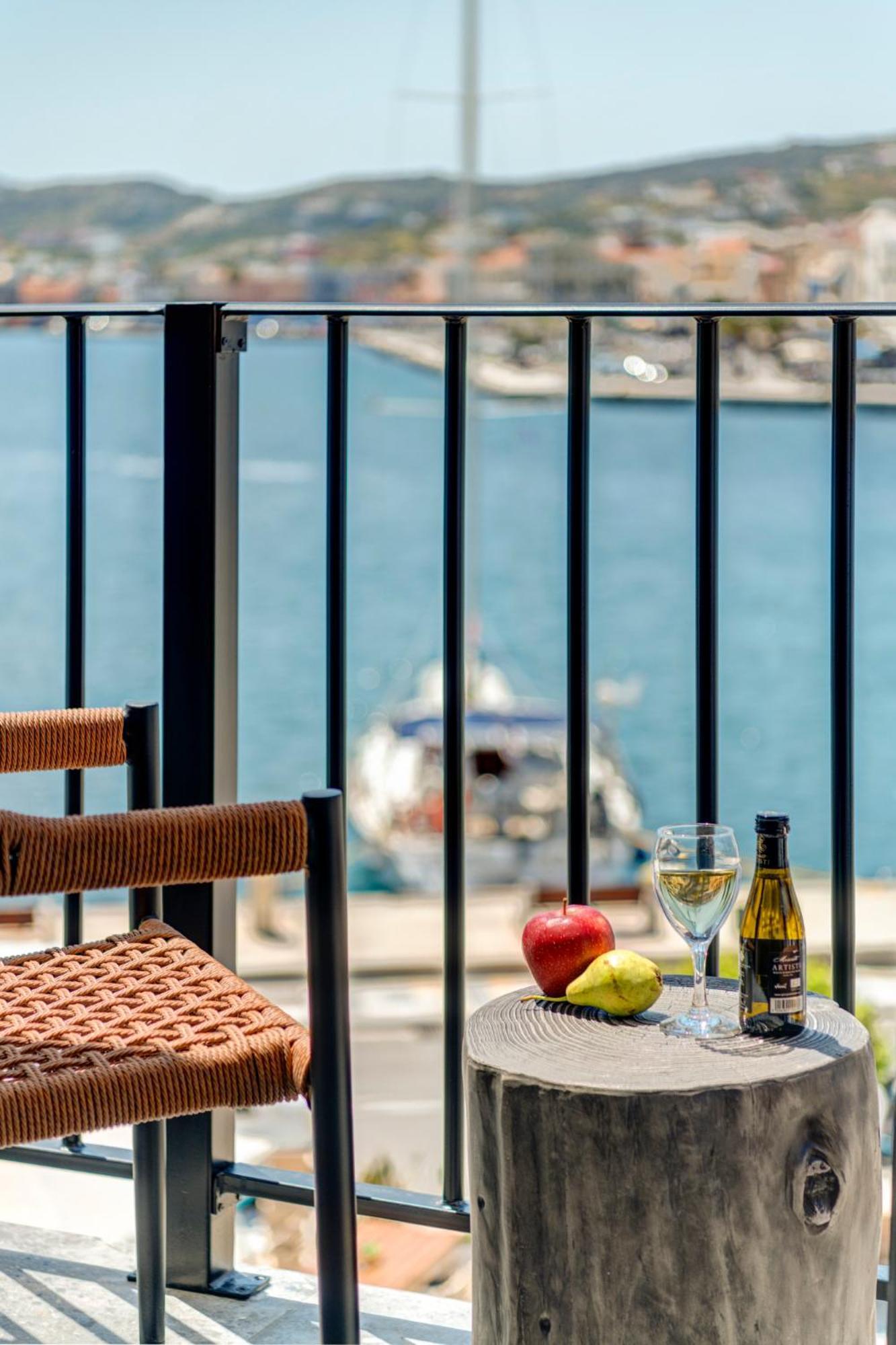 Eclectic Syros Bed and Breakfast Ερμούπολη Εξωτερικό φωτογραφία