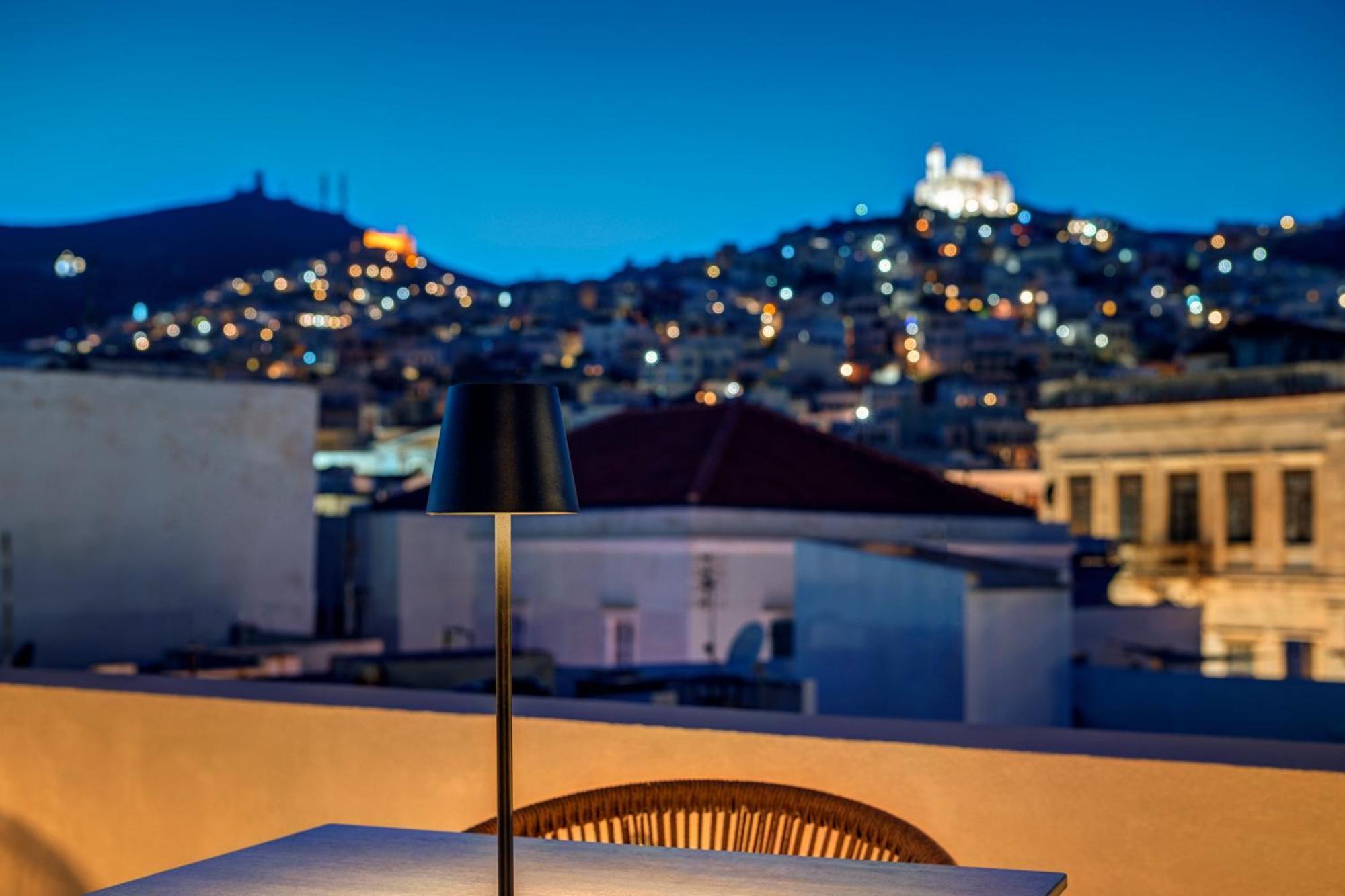 Eclectic Syros Bed and Breakfast Ερμούπολη Εξωτερικό φωτογραφία