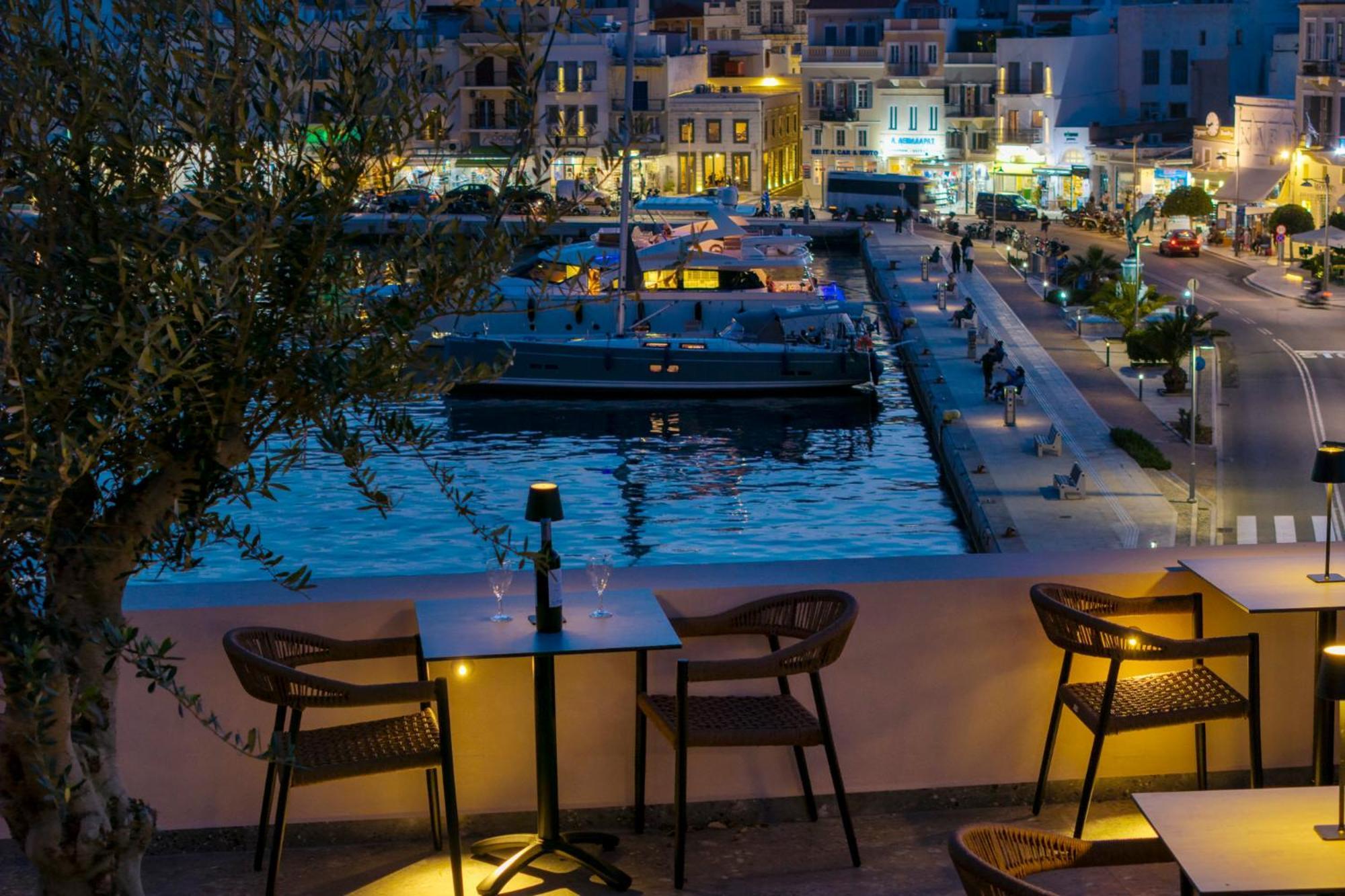 Eclectic Syros Bed and Breakfast Ερμούπολη Εξωτερικό φωτογραφία